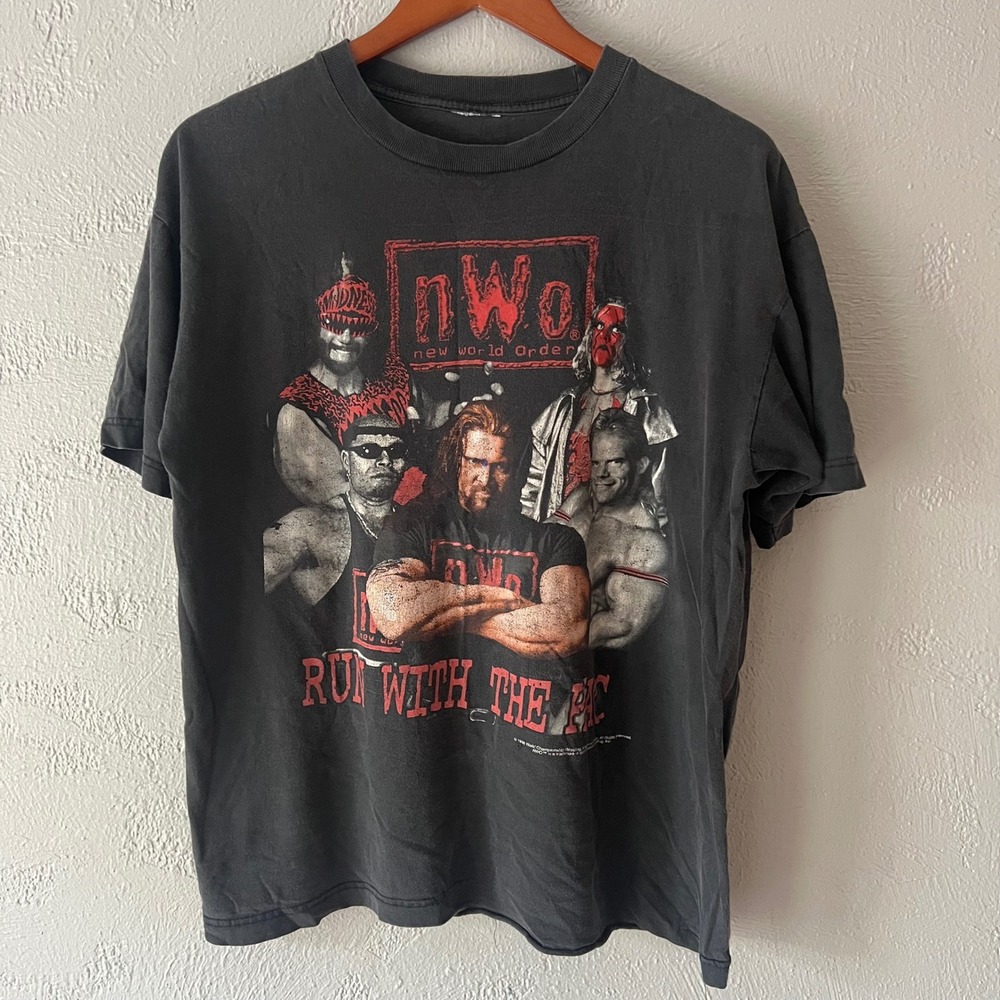 Vintage 1998 WCW nWo Wolfpac Run With The Pac T-Shirt Kevin Nash Sting Black